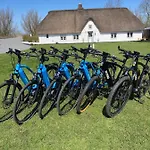 Reetdachhaus, Sauna, E-bikes, 6 Personen Osterhever
