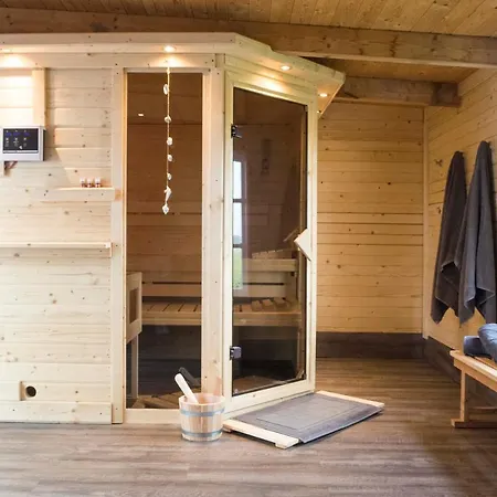 Reetdachhaus, Sauna, E-bikes, 6 Personen Osterhever