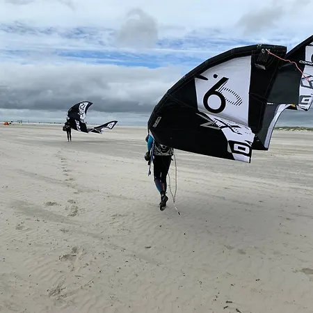 Ferienhaus Reetdachhaus, Sauna, E-bikes, 6 Personen Osterhever