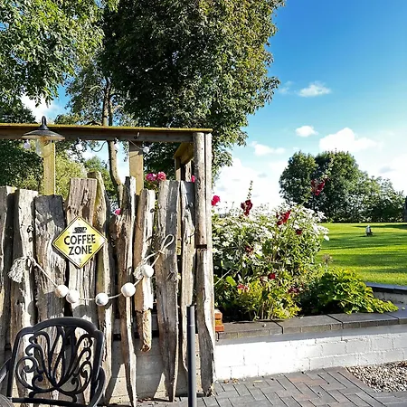 Nyaraló Reetdachhaus, Sauna, E-bikes, 6 Personen *