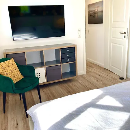 Reetdachhaus, Sauna, E-bikes, 6 Personen * Osterhever