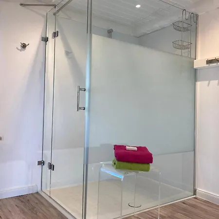 Reetdachhaus, Sauna, E-bikes, 6 Personen *