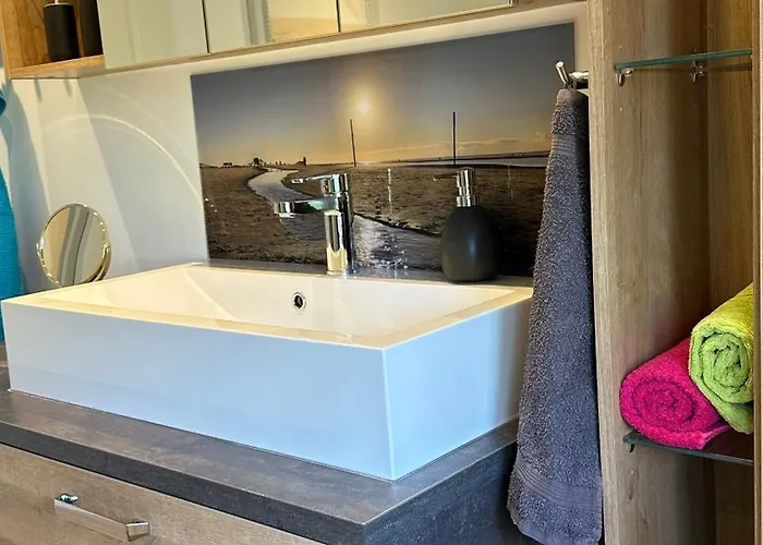 Reetdachhaus, Sauna, E-bikes, 6 Personen Ferienhaus Osterhever