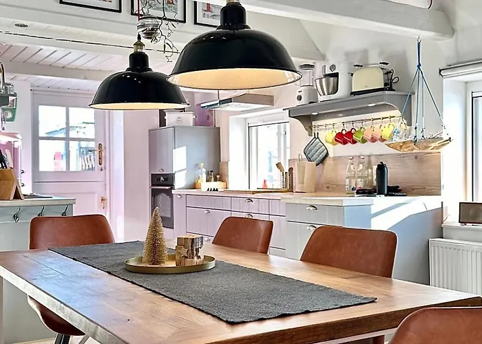 Reetdachhaus, Sauna, E-bikes, 6 Personen Ferienhaus