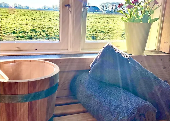 Reetdachhaus, Sauna, E-bikes, 6 Personen * Osterhever