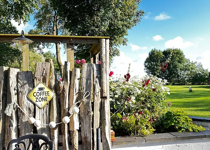 Ferienhaus Reetdachhaus, Sauna, E-bikes, 6 Personen *